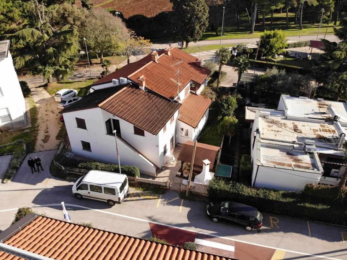 Apartments Kadum Porec Center Near The Beach Luaran gambar